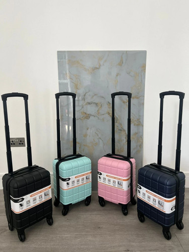 Ryanair 40x25x20cm 4wheel - ryanair,